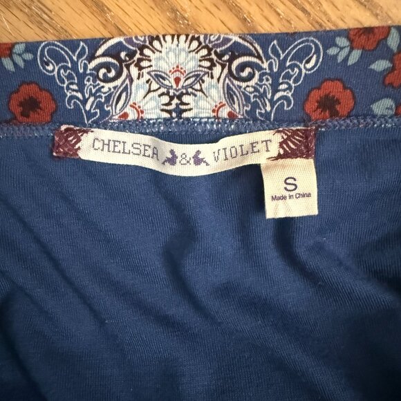 Chelsea & Violet Multicolor Geometric Pattern Stretch Pencil Skirt Fully Lined - Picture 2 of 10